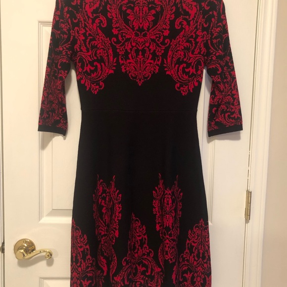 Dana Buchman Red/Black Knit Dress - Picture 5 of 9